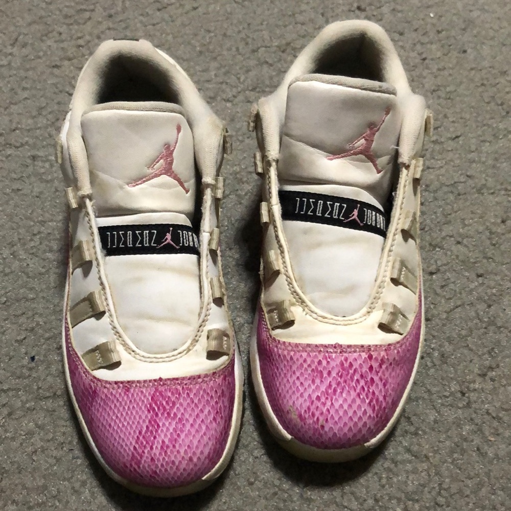 Jordan 11 low
